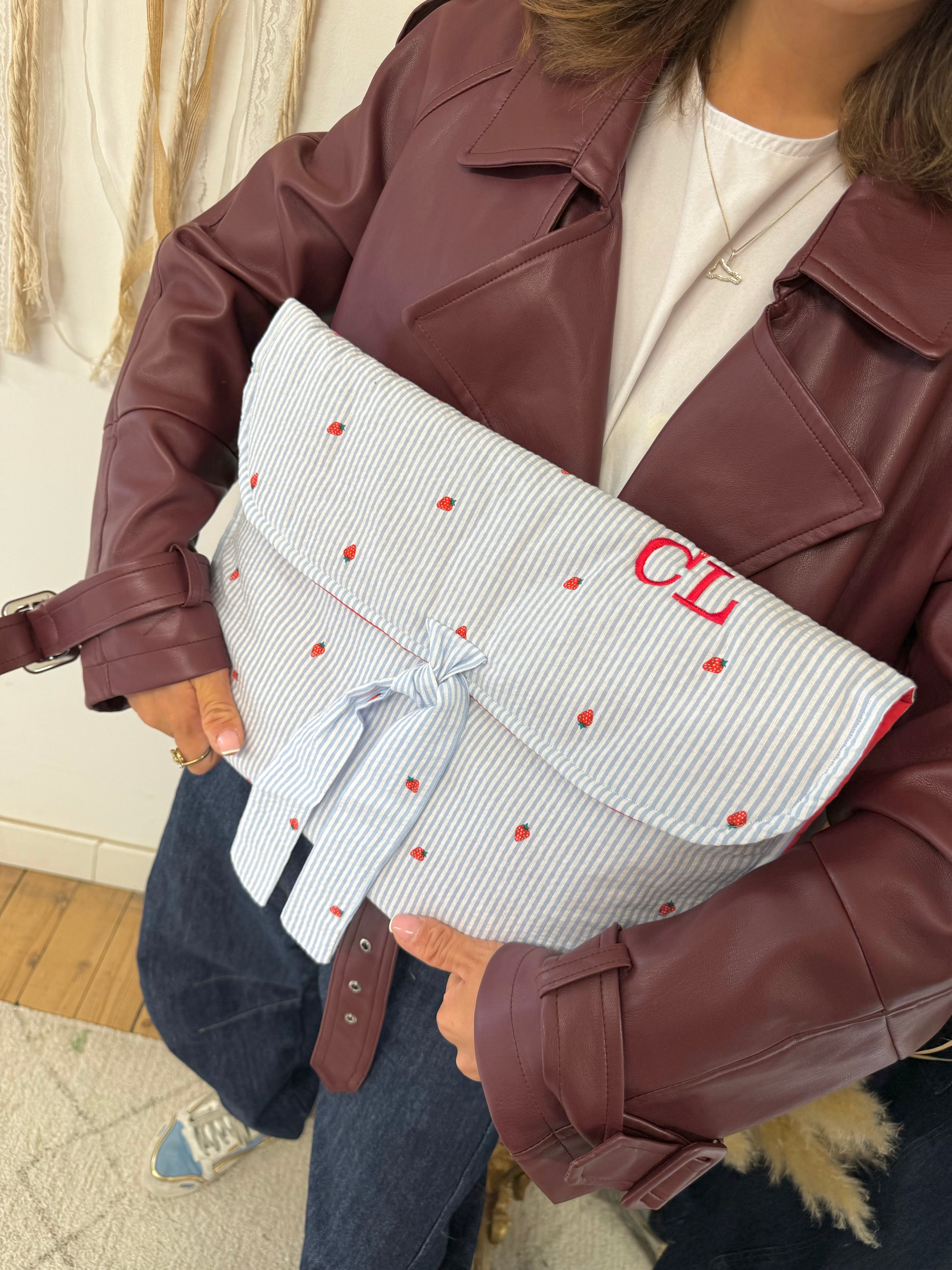 Pochette d’ordi fraises &amp; rayures