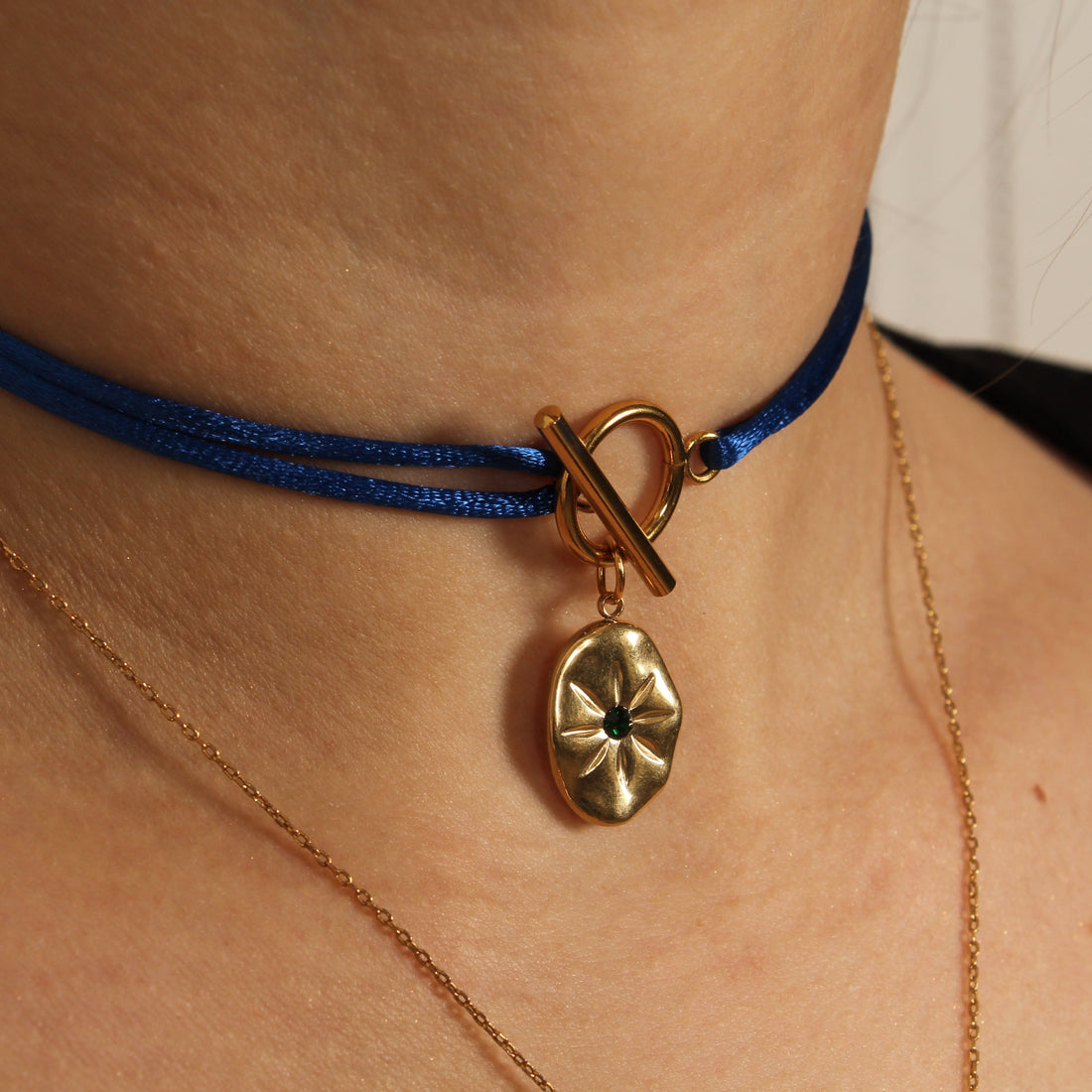 Collier MIA