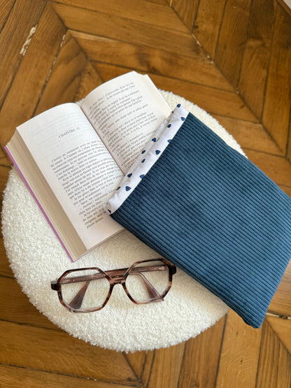 Pochette de livre velours bleu