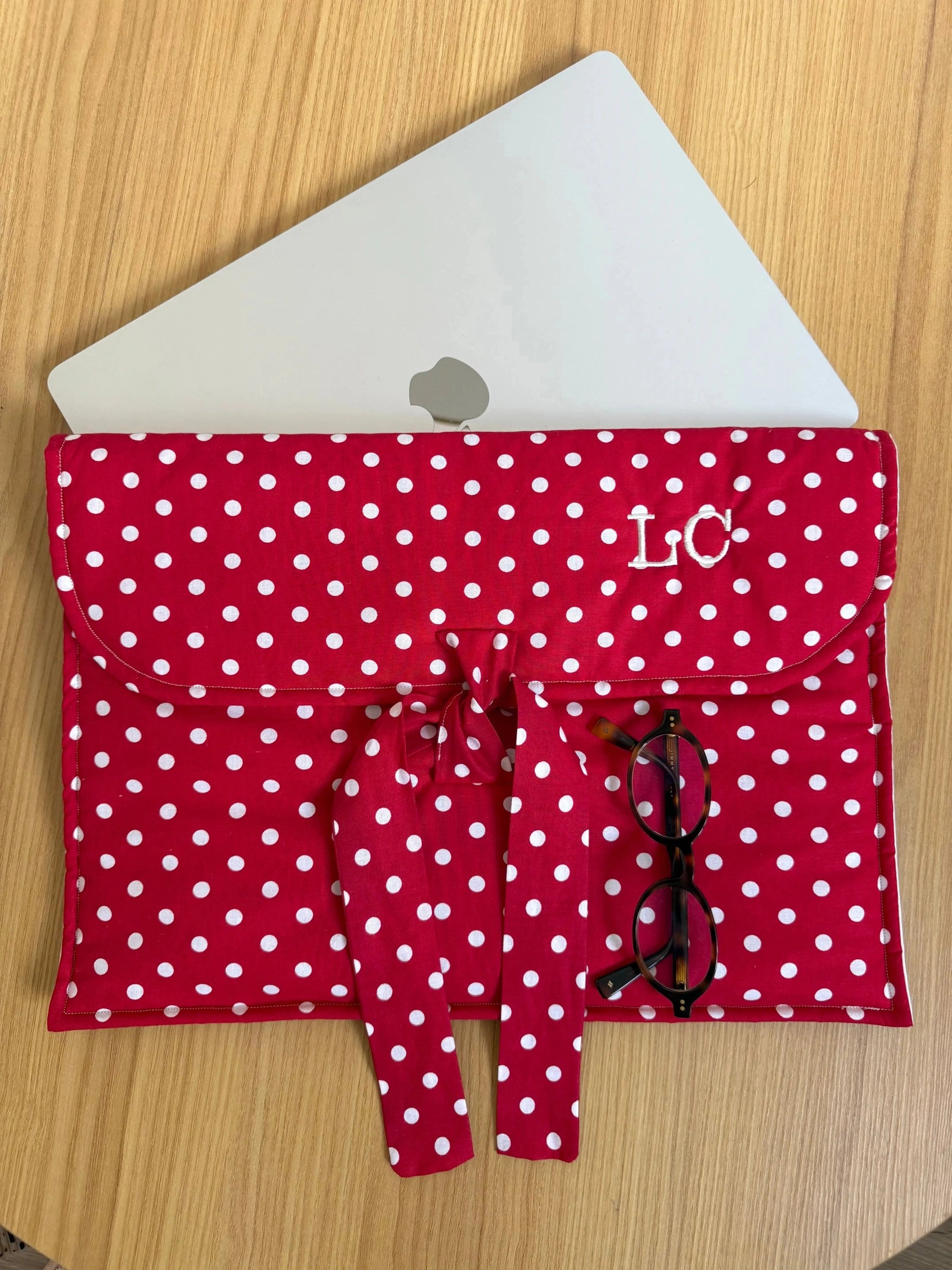Housse d'ordinateur rouge coquette