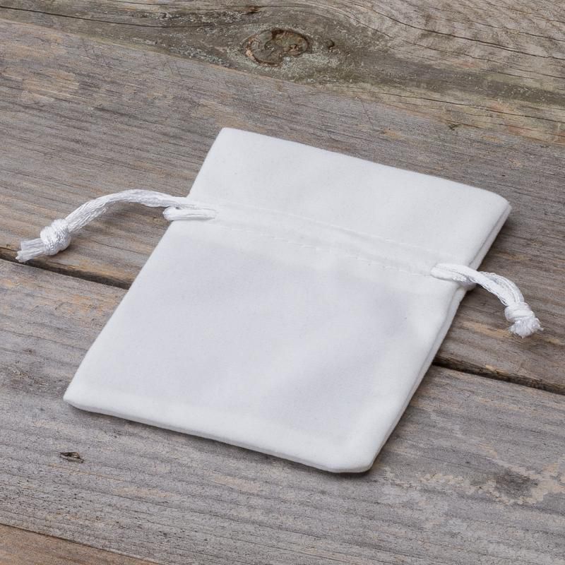 Pochette cadeau en velours